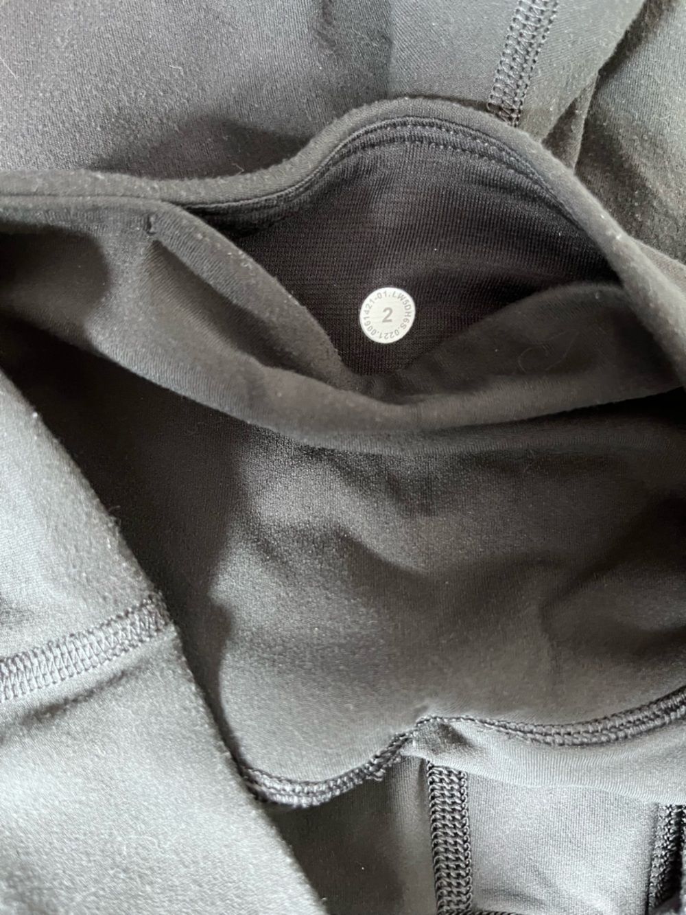 Women’s lululemon align joggers - Picture 2 of 3